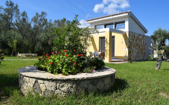 Three Stars Luxury Villas