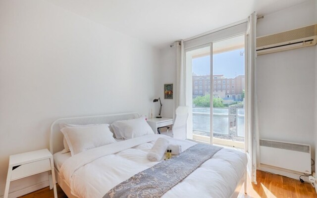 Bright Apartment in the Heart of Joliette