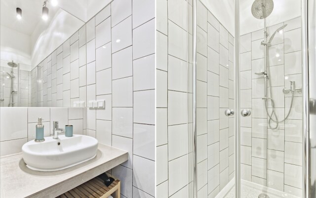 Tyzenhauz Apartments