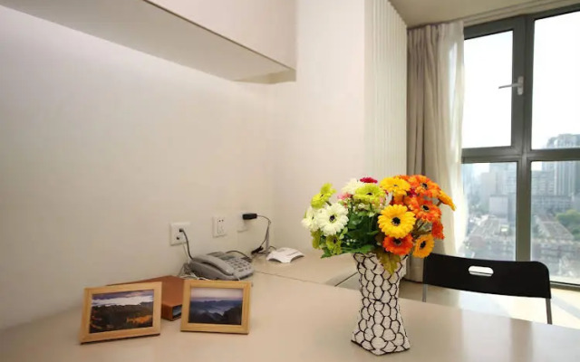 Rich and Young Seasons Park Service Apartment