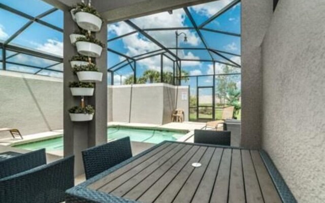 4819 Clock Tower Drive