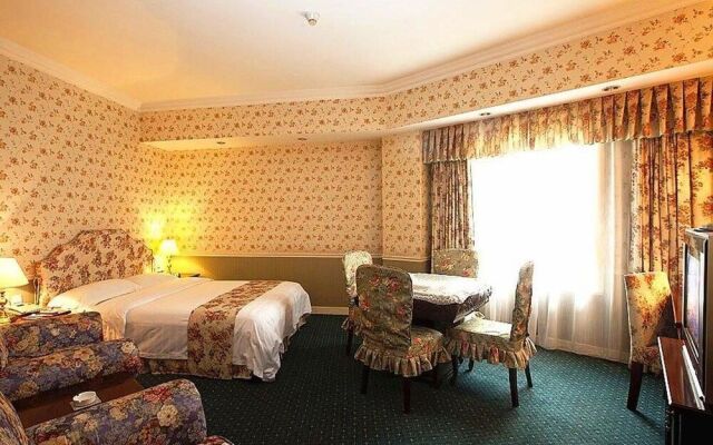 Oak Hotel Chongqing Luoma Holiday