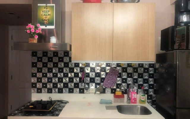 Cozy 1BR Cityview With Balcony and Near Airport