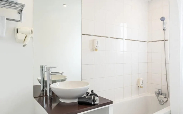 Aparthotel Adagio Access Paris Tour Eiffel Saint Charles
