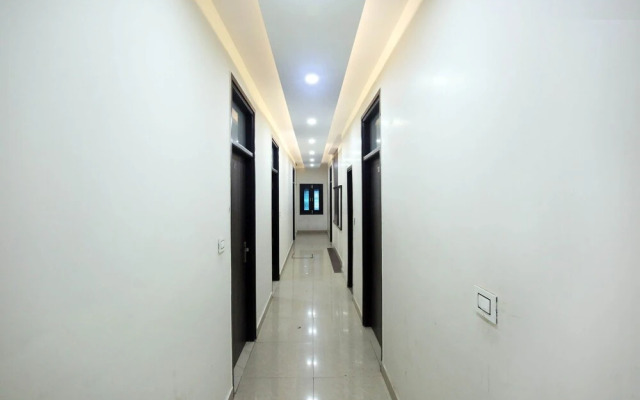 OYO 7100 Hotel Crossroads