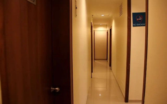 OYO 1194 Hotel Gulmohr