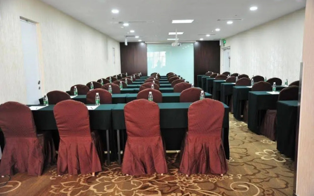 Hongrui Grand View International Hotel