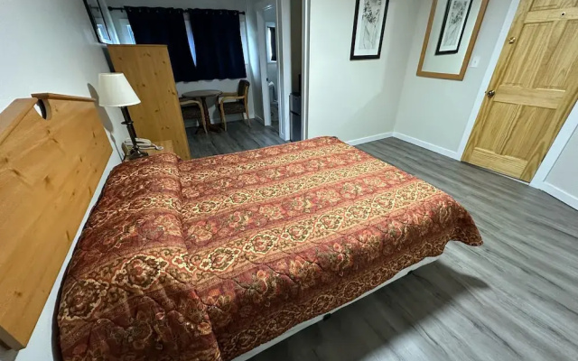 Oakdell Motel