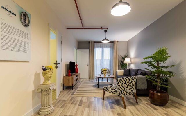 Monnas Suite