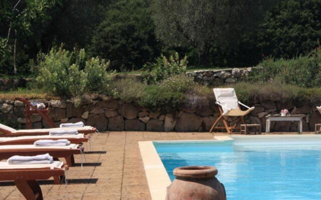 Bagnoletto Splendid Farmhouse in the Open Countryside-bagnoletto