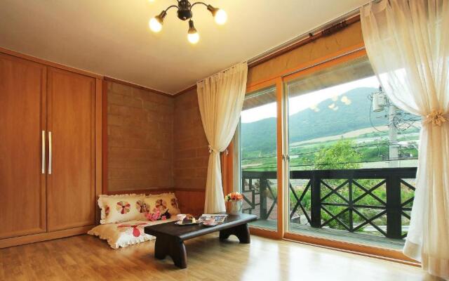 Daegwanryeong Rodem Tree Pension