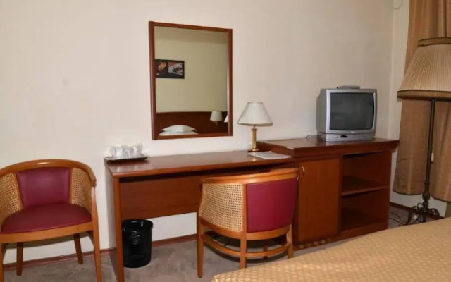 Seven Hotel