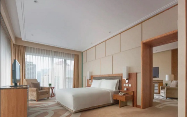 New World Dalian Hotel