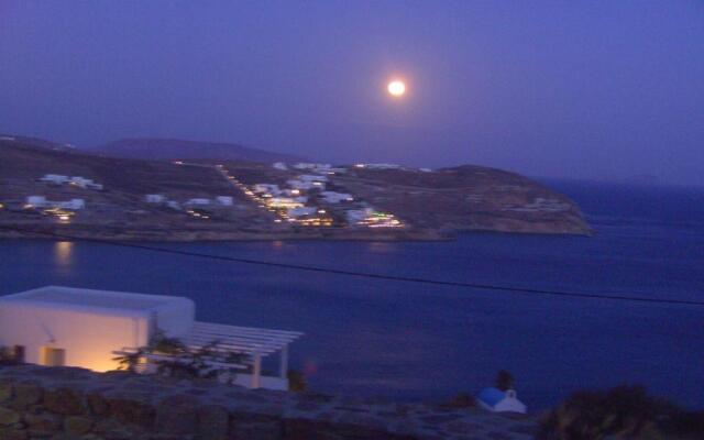 Beachfront Villa Amazing Views Mykonos