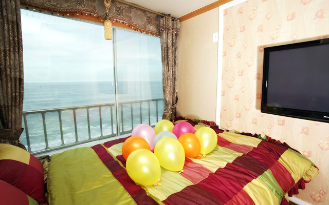 Blue Ocean Tourist Pension