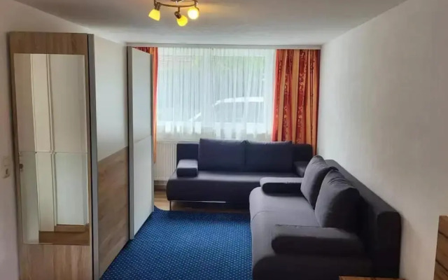 Spacious Holiday Home With Garden