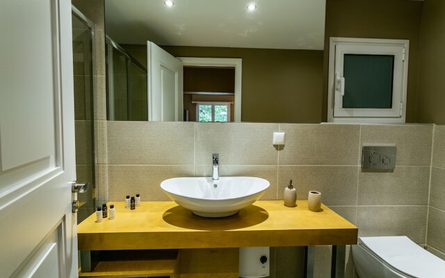 Acropolis Urban Apartments