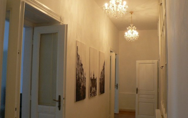 Wenceslas Square Apartment