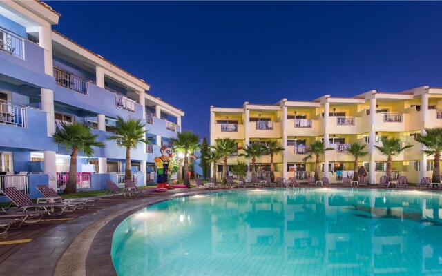 Caretta Beach Resort and Waterpark