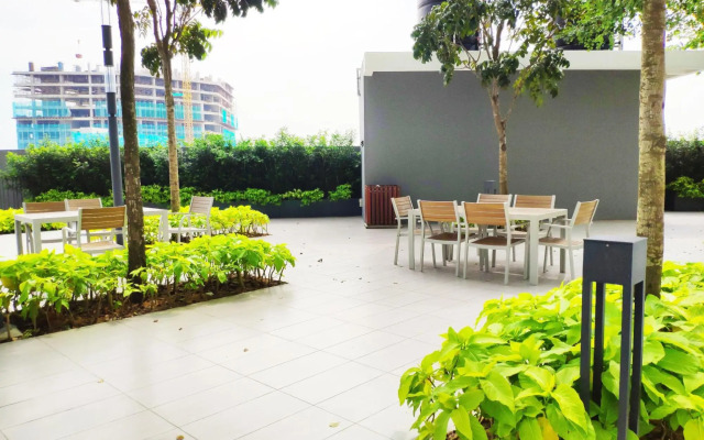 Le Pavilion by Salaam Suites, 5 pax, near Setiawalk