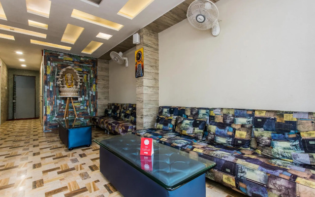 Capital O 15445 Hotel Sheekhar Inn