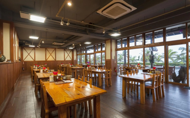 Kanucha Bay Hotels & Villas
