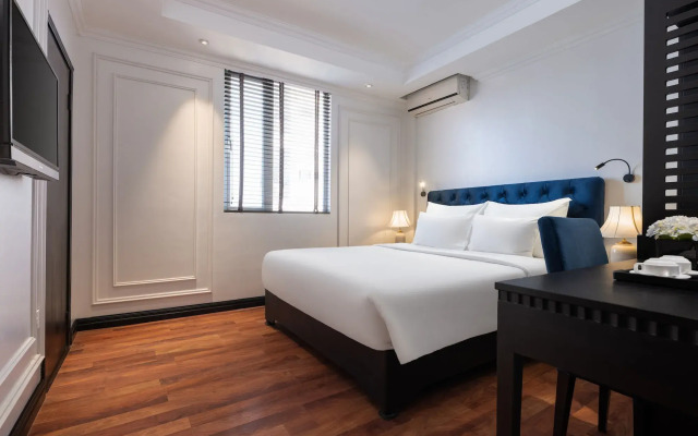 The Flower Boutique Hotel & Travel
