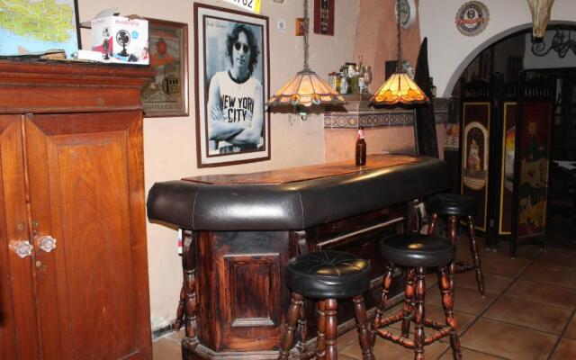 Hostal Villa El Campanario