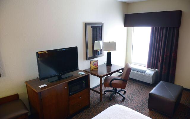 Hampton Inn & Suites El Paso-Airport