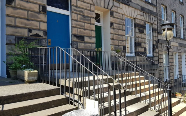 Premier Central Stay Edinburgh