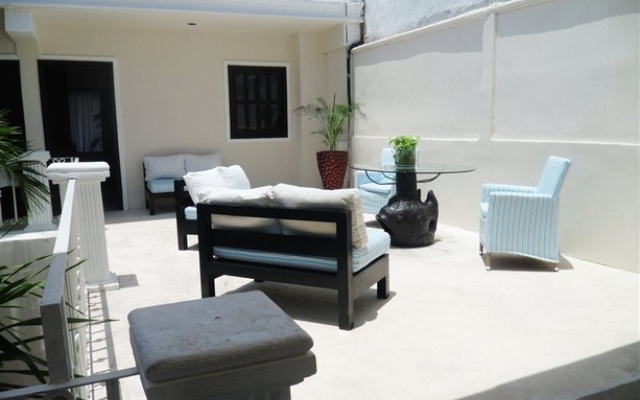 White Sand Boutique