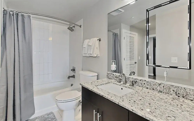 Modern getaway in Reston 1 bedroom
