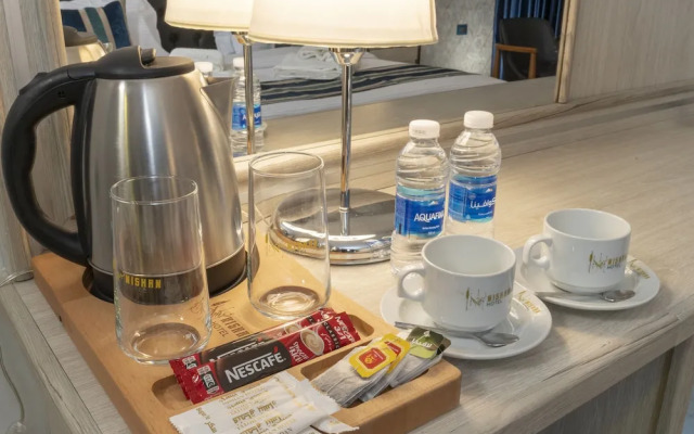 Nishan Hotel