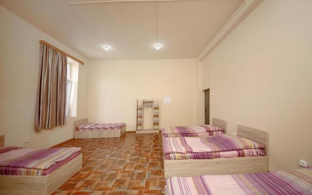 Hostel Mandaria