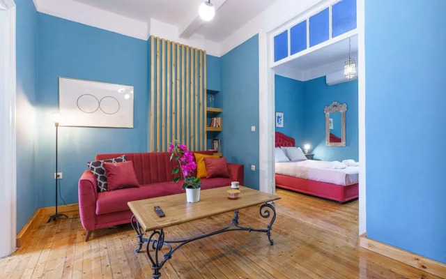 Luxury Art Deco 1-bed Apartment in Thessaloniki