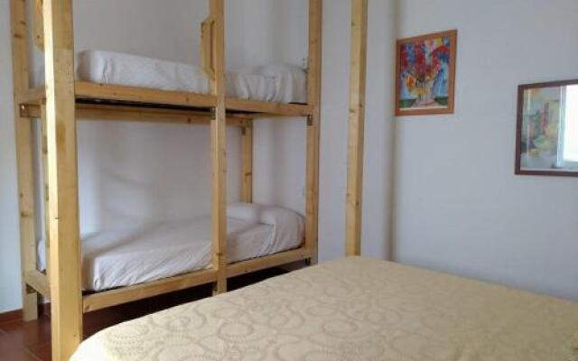 Hostel 1850