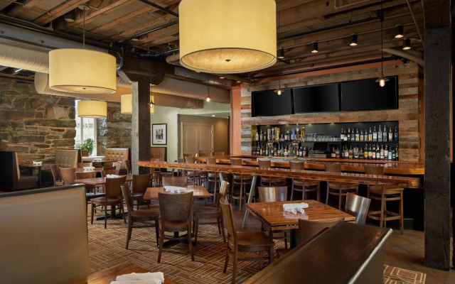 Craddock Terry Hotel, Lynchburg, a Tribute Portfolio Hotel