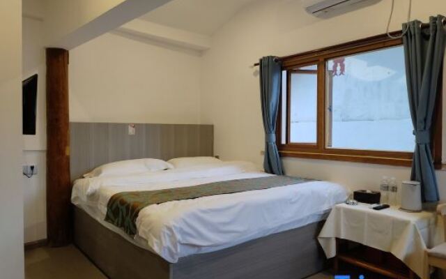 Lijiang xingyuge hotel
