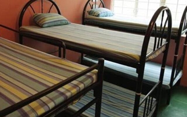 B&B Inn - Hostel