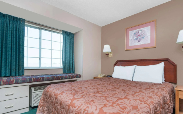 Super 8 By Wyndham Fargo Airport