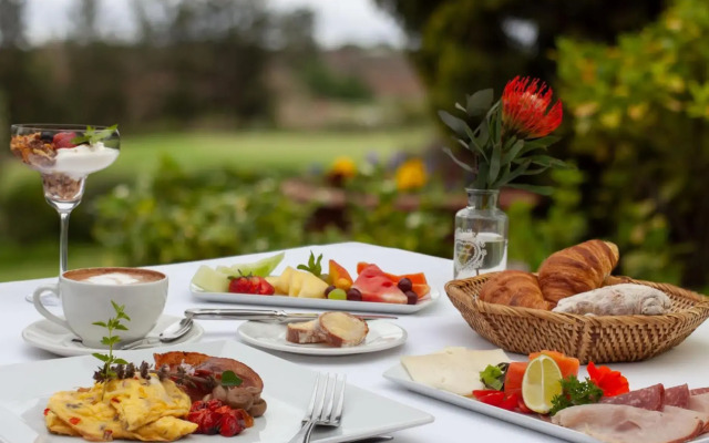 Oliver's Restaurant & Lodge