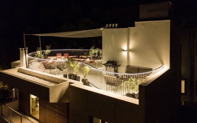 Zoia The Hill 6 Athens City Center