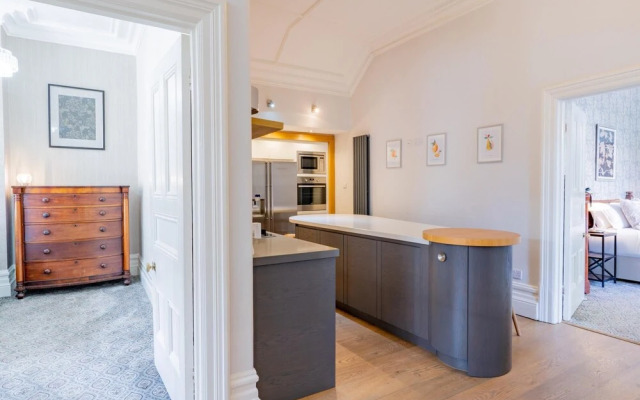 Your Apartment Mortimer Road