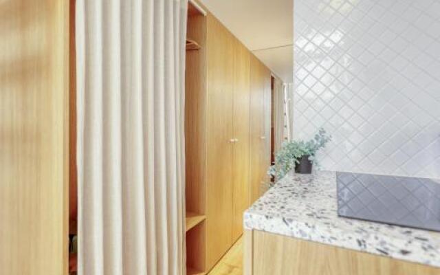Cute And Bright Studio In A Courtyard-Montmartre(5)