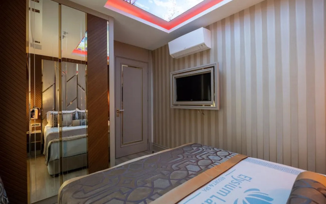 Elysium Deluxe Suites
