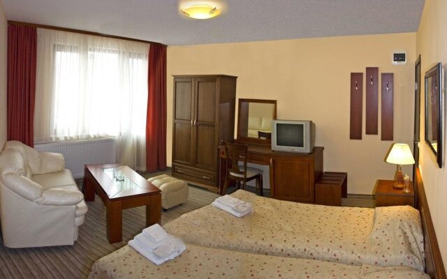 Family Hotel Zora