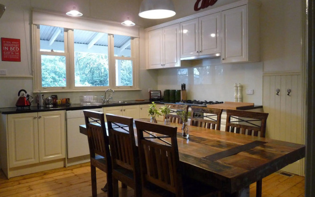 Brentwood Accommodation