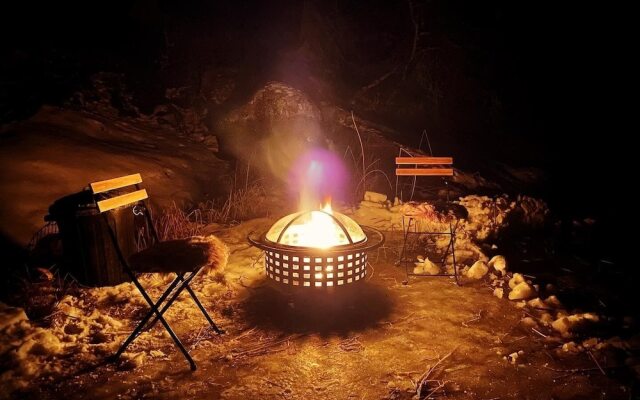 Yggdrasil Igloo Water Huts