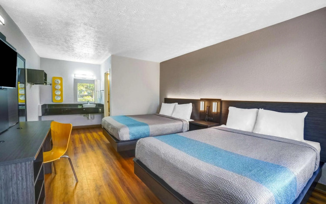 Motel 6 Lexington I-75 Hamburg