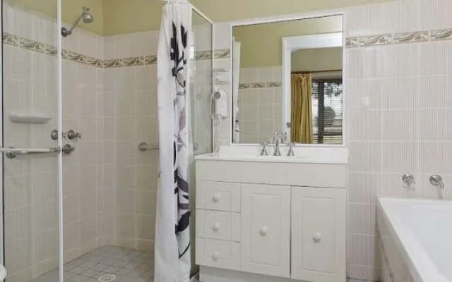 Active Holidays Big4 Cessnock